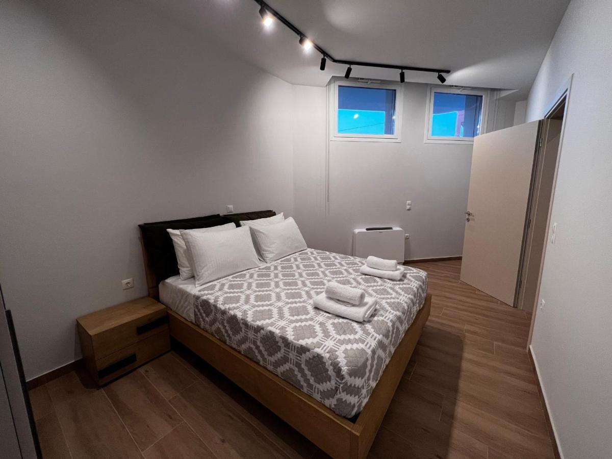 Elia Luxury Residence Халкис Екстериор снимка