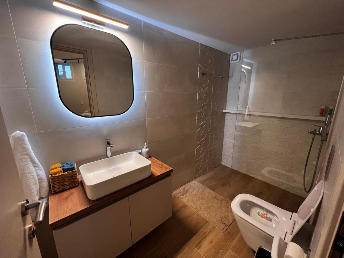 Elia Luxury Residence Халкис Екстериор снимка