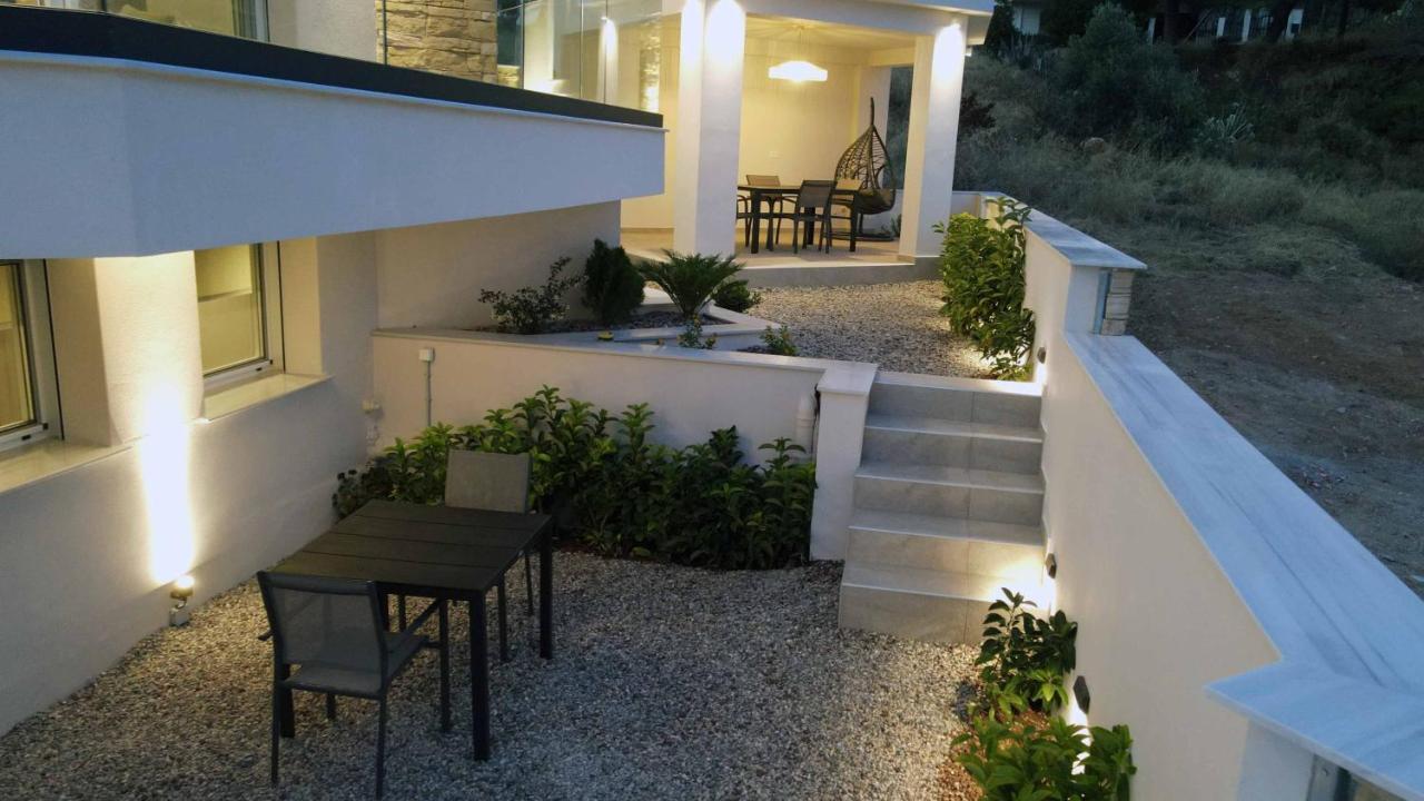 Elia Luxury Residence Халкис Екстериор снимка