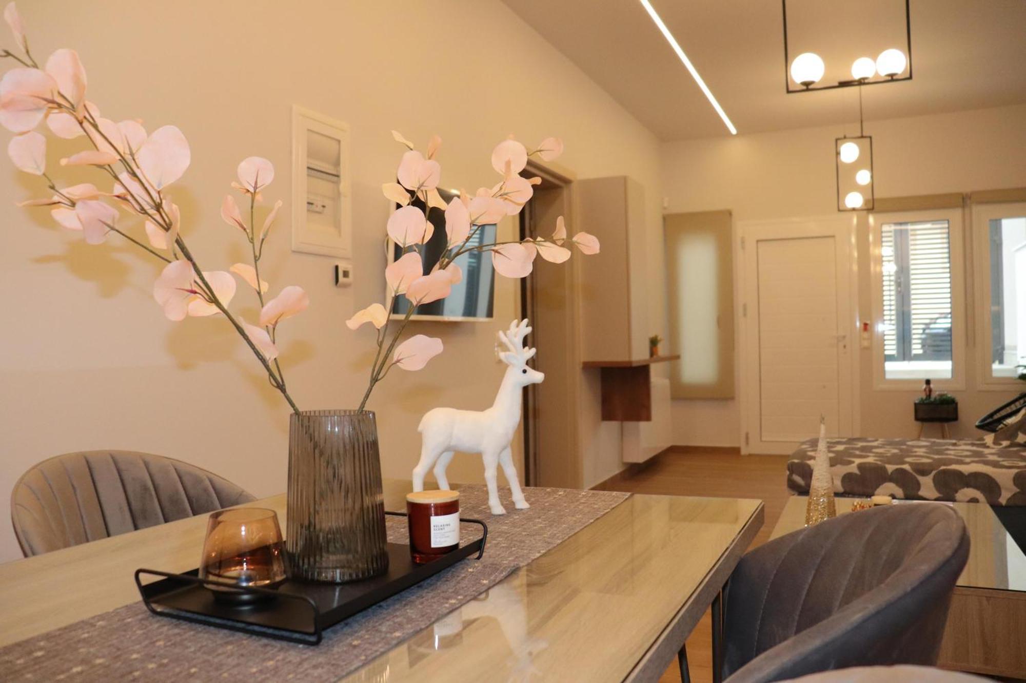 Elia Luxury Residence Халкис Екстериор снимка